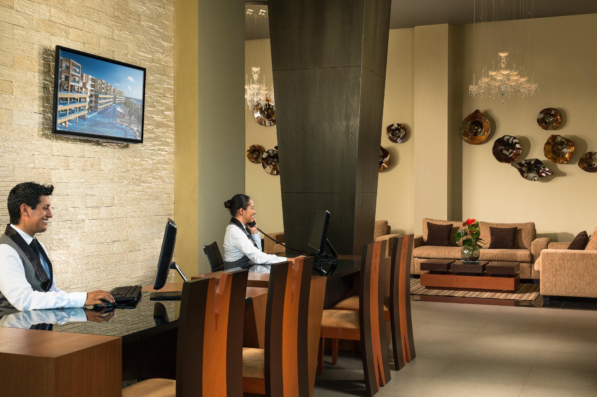 Resort El Dorado Royale By Karisma 5*