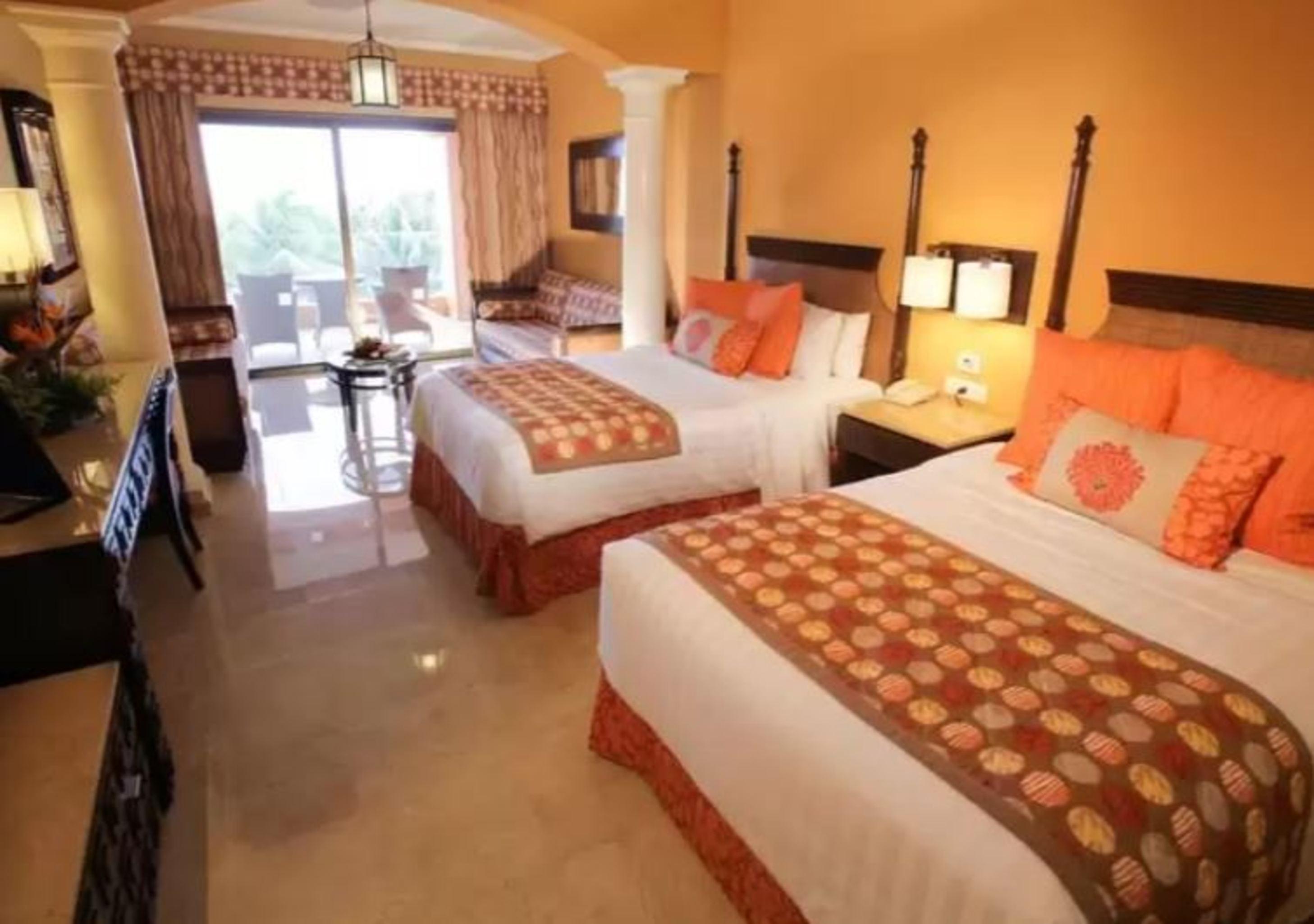 Barcelo Maya Palace
