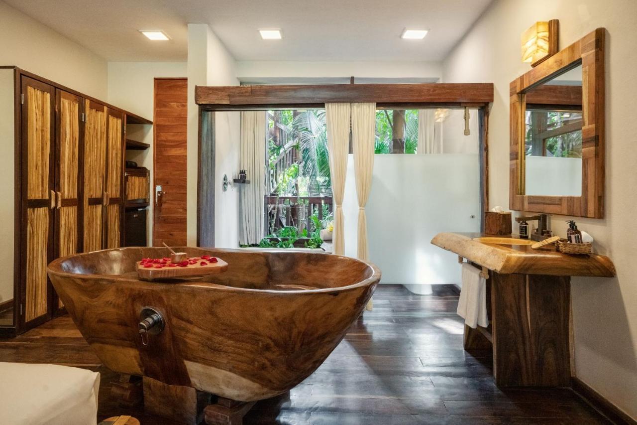 Hotel Kanan Treehouse, Rooftop, Club & - Adults Only 3*