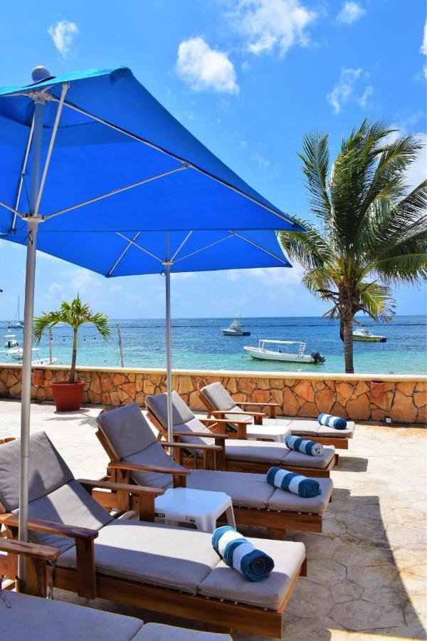 Hacienda Morelos Beachfront Hotel 3*