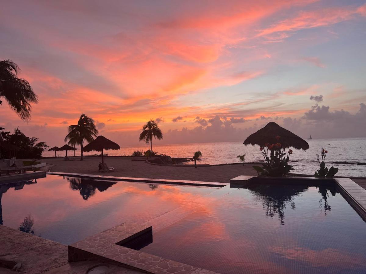 The Queen Of House -luxury Beachfront Villa- Million Dollars View Casa de férias Cozumel
