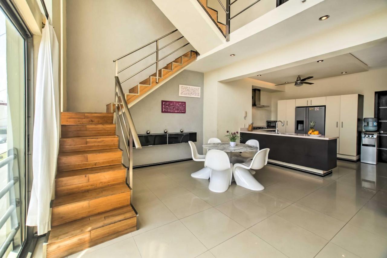 Luxury Penthouse With Rooftop Pool - Walk To Beach! Apartment Playa del Carmen