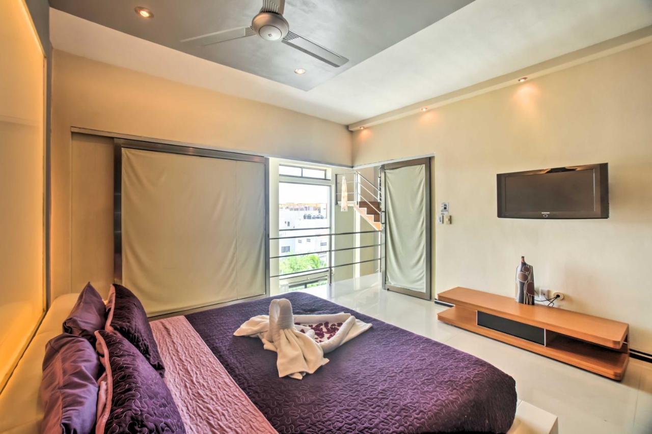 Luxury Penthouse With Rooftop Pool - Walk To Beach! Apartment Playa del Carmen