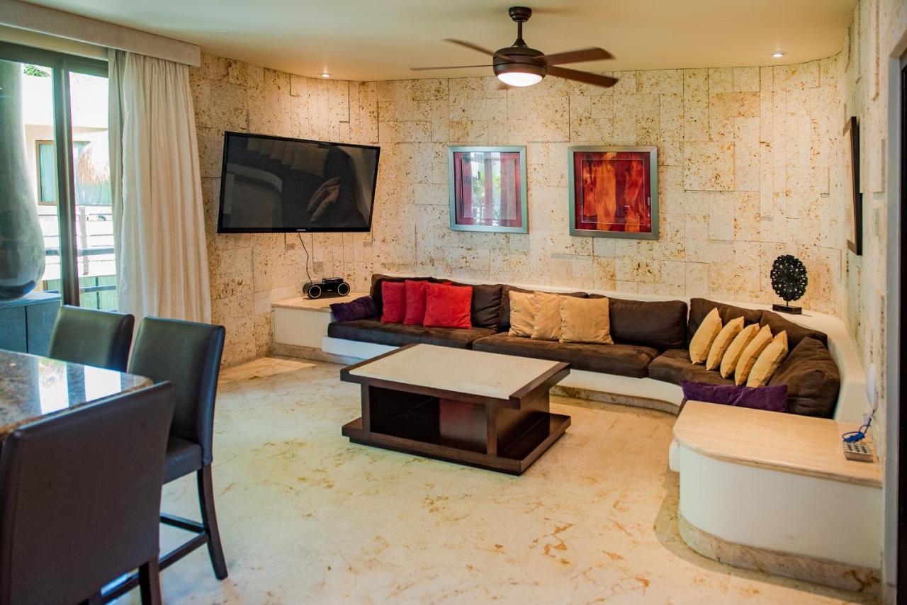 El Taj Oceanfront&beachside Hotel Playa del Carmen