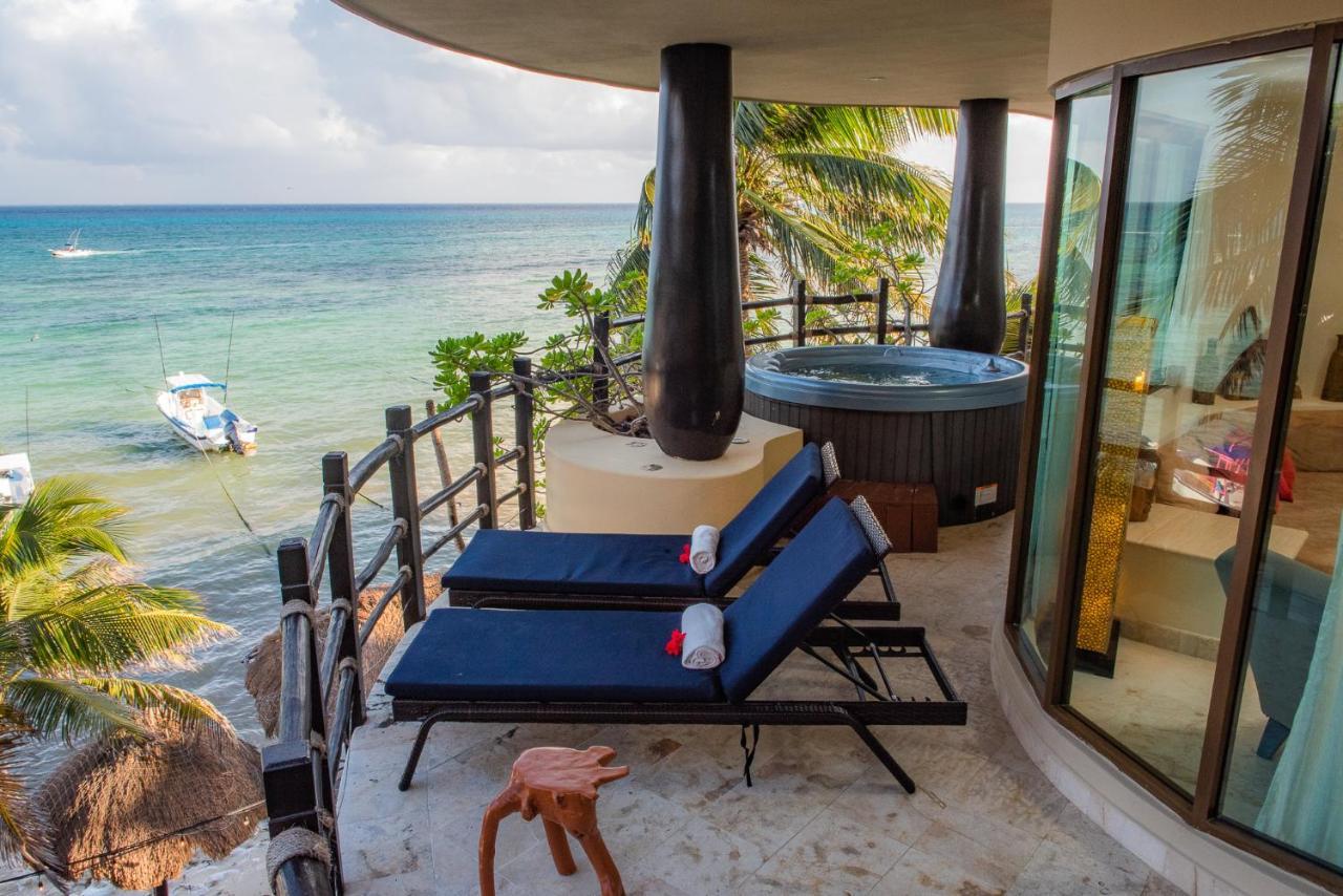 Hotel El Taj Oceanfront&beachside