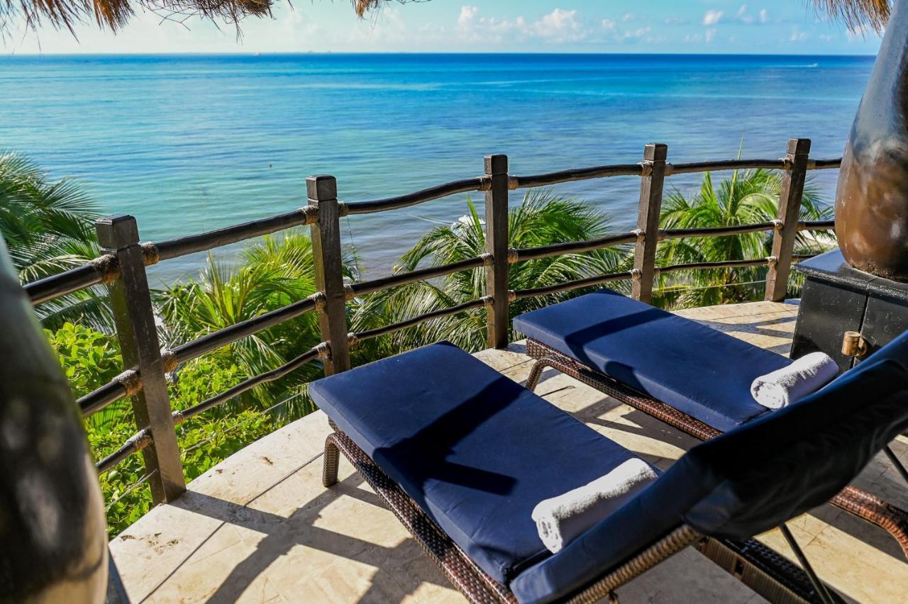 El Taj Oceanfront&beachside 4*