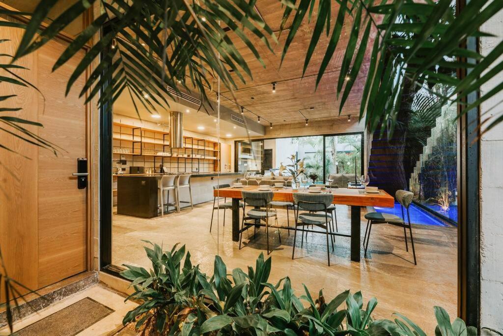 Villa Tuuk: Luxury 5-bedroom With Private Pool And Concierge