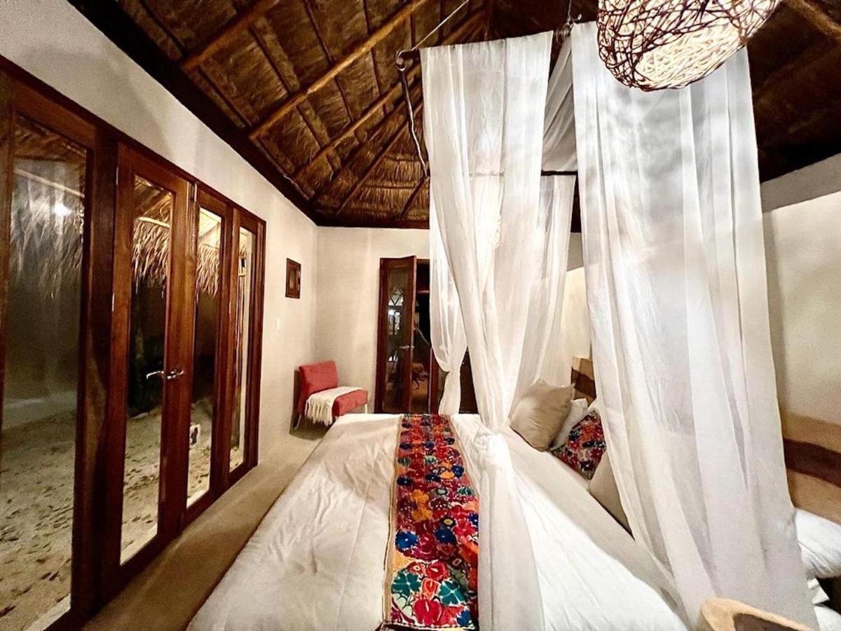 Tzunum Jade Lodge *