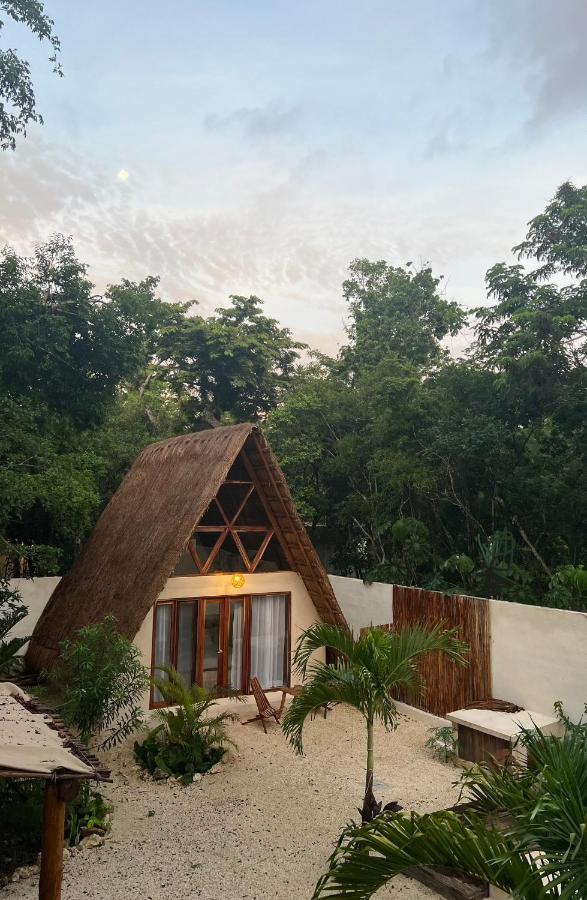 Tzunum Jade Lodge Tulum