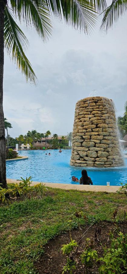Mayan Palace Resort