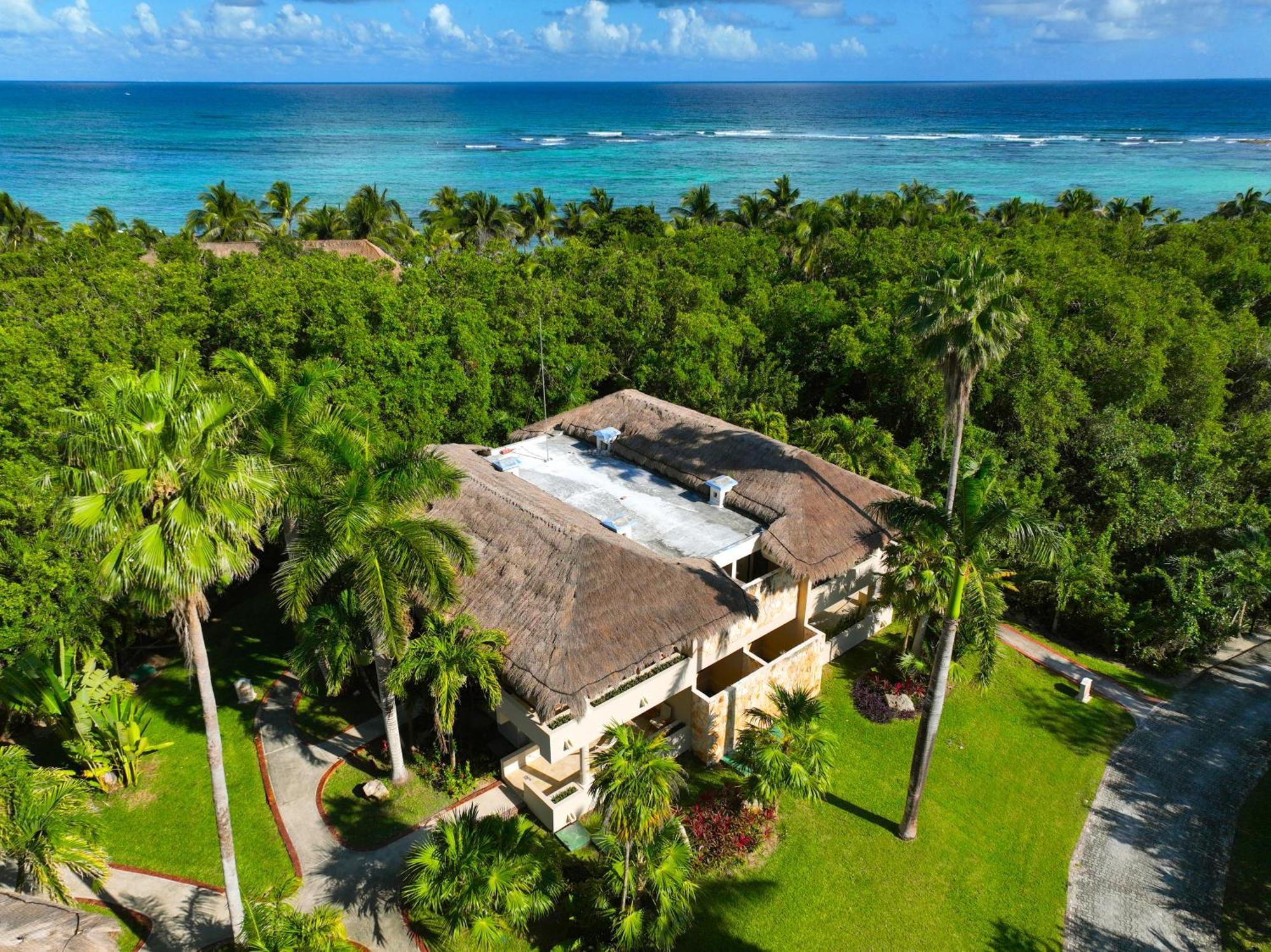 Resort Family Selection At Grand Palladium Kantenah &