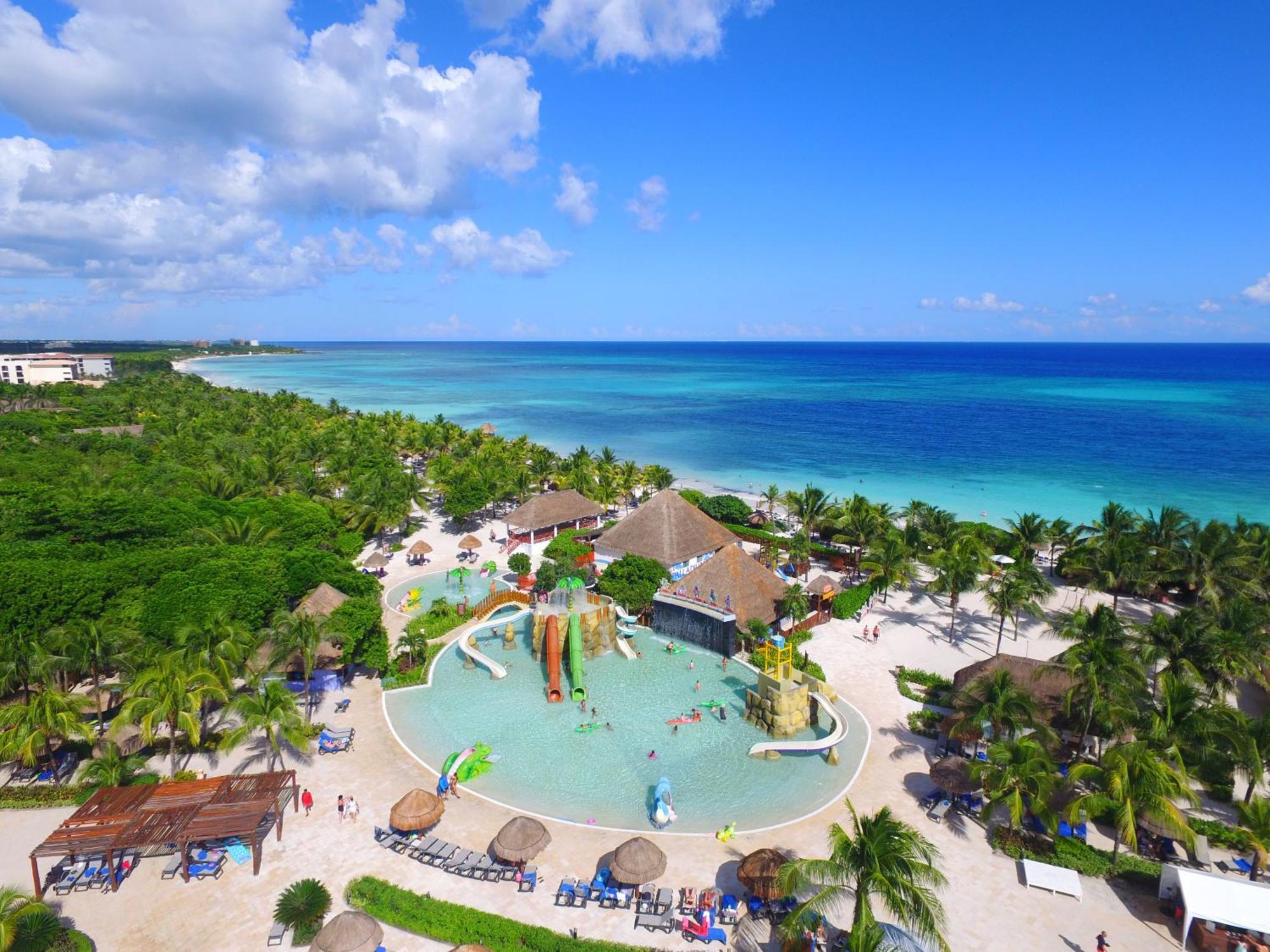 Resort Family Selection At Grand Palladium Kantenah &