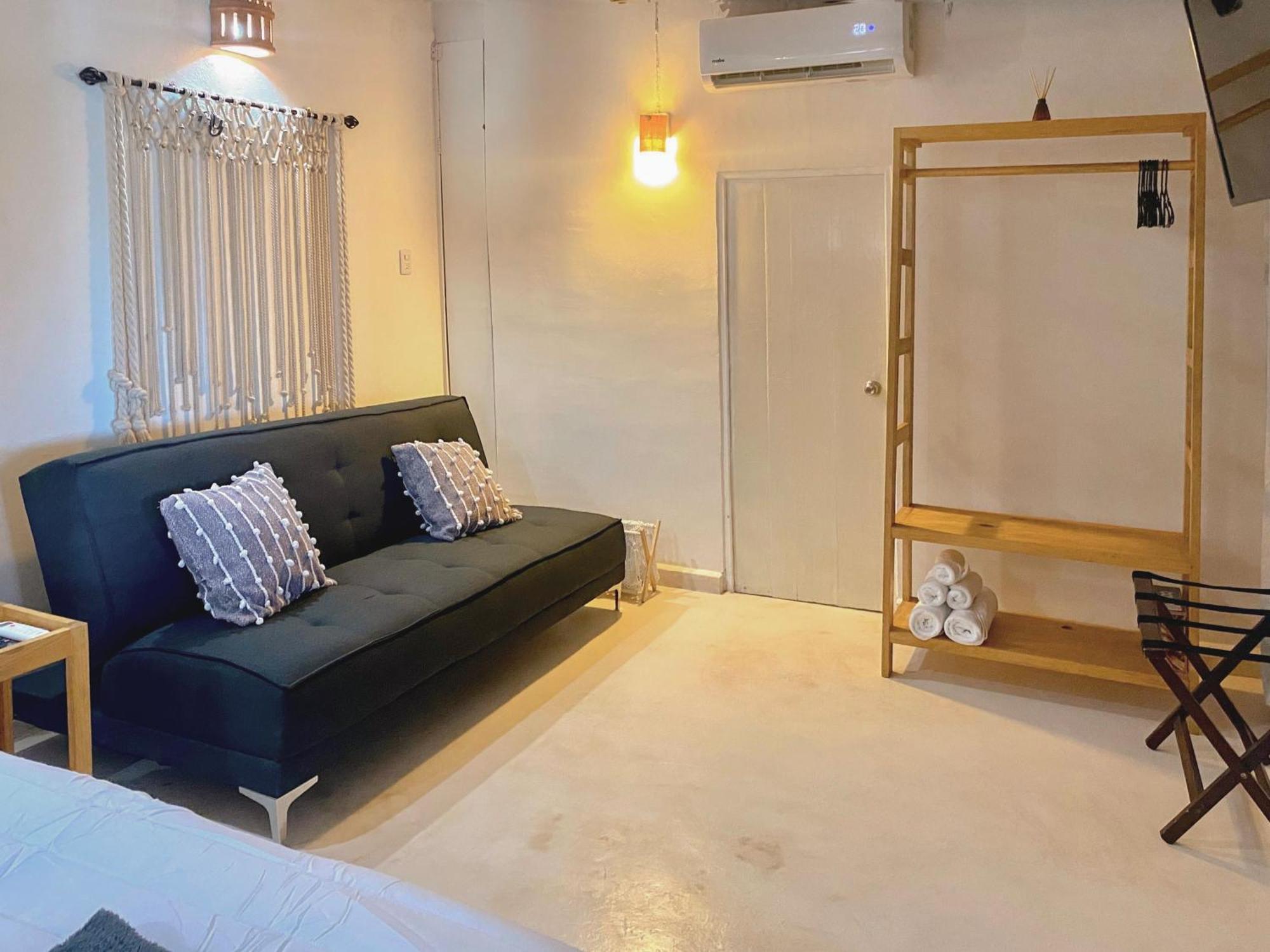 Casa Lucia Beachfront Holiday home
