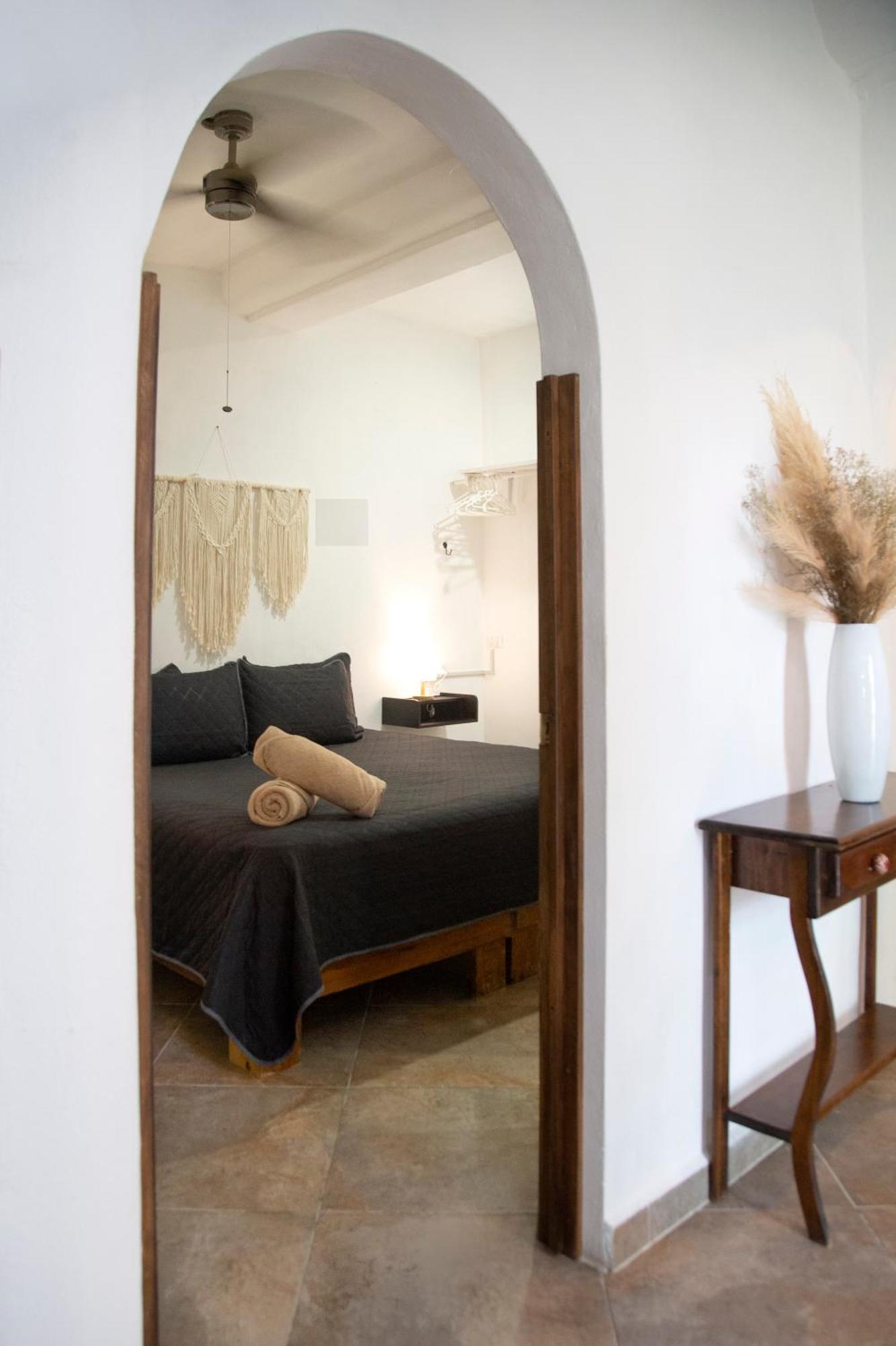 Sonido Del Mar Boutique & Yoga Loft *