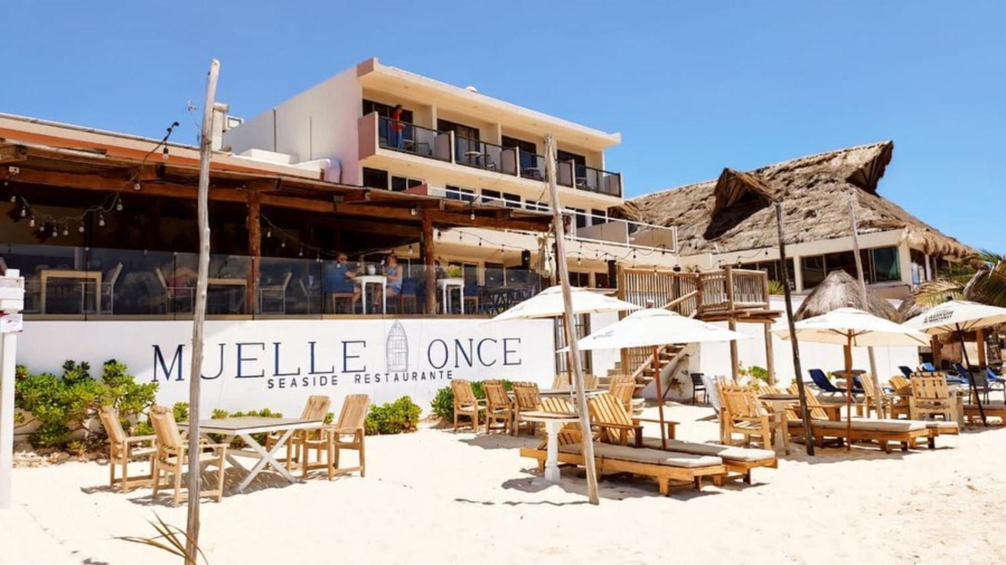 Hacienda Morelos Beachfront Hotel 3*