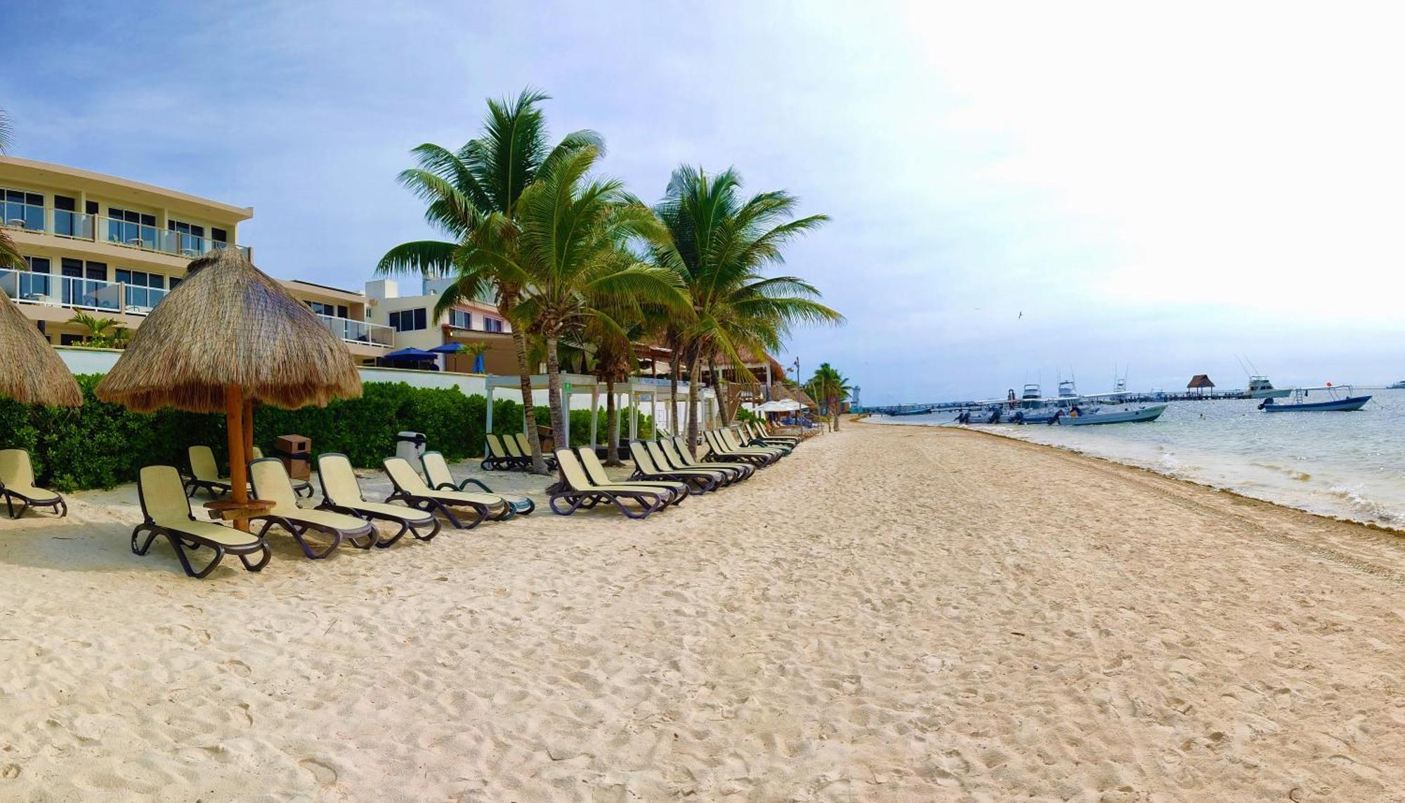 Hotel Hacienda Morelos Beachfront Puerto Morelos