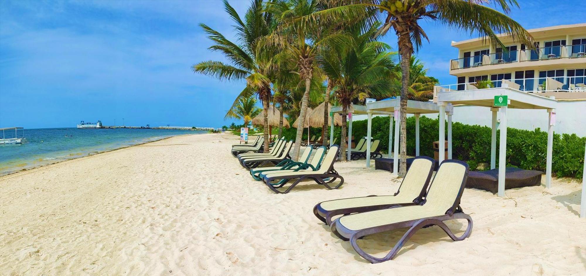 Hotel Hacienda Morelos Beachfront 3*