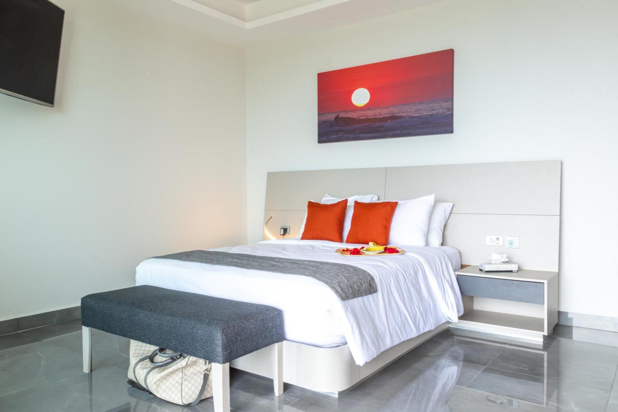 Fabulous & Exclusive With Sea View Pool Bbq Garden 4*
