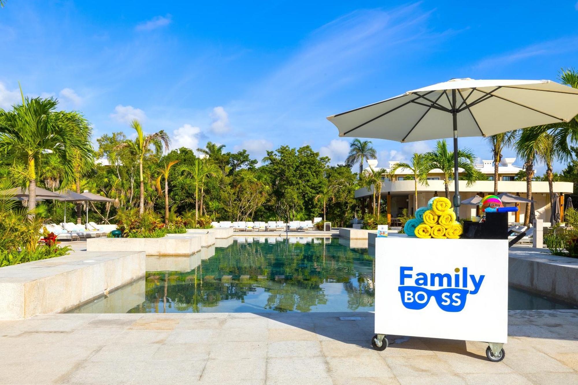 Family Selection At Grand Palladium Kantenah & 5* Akumal