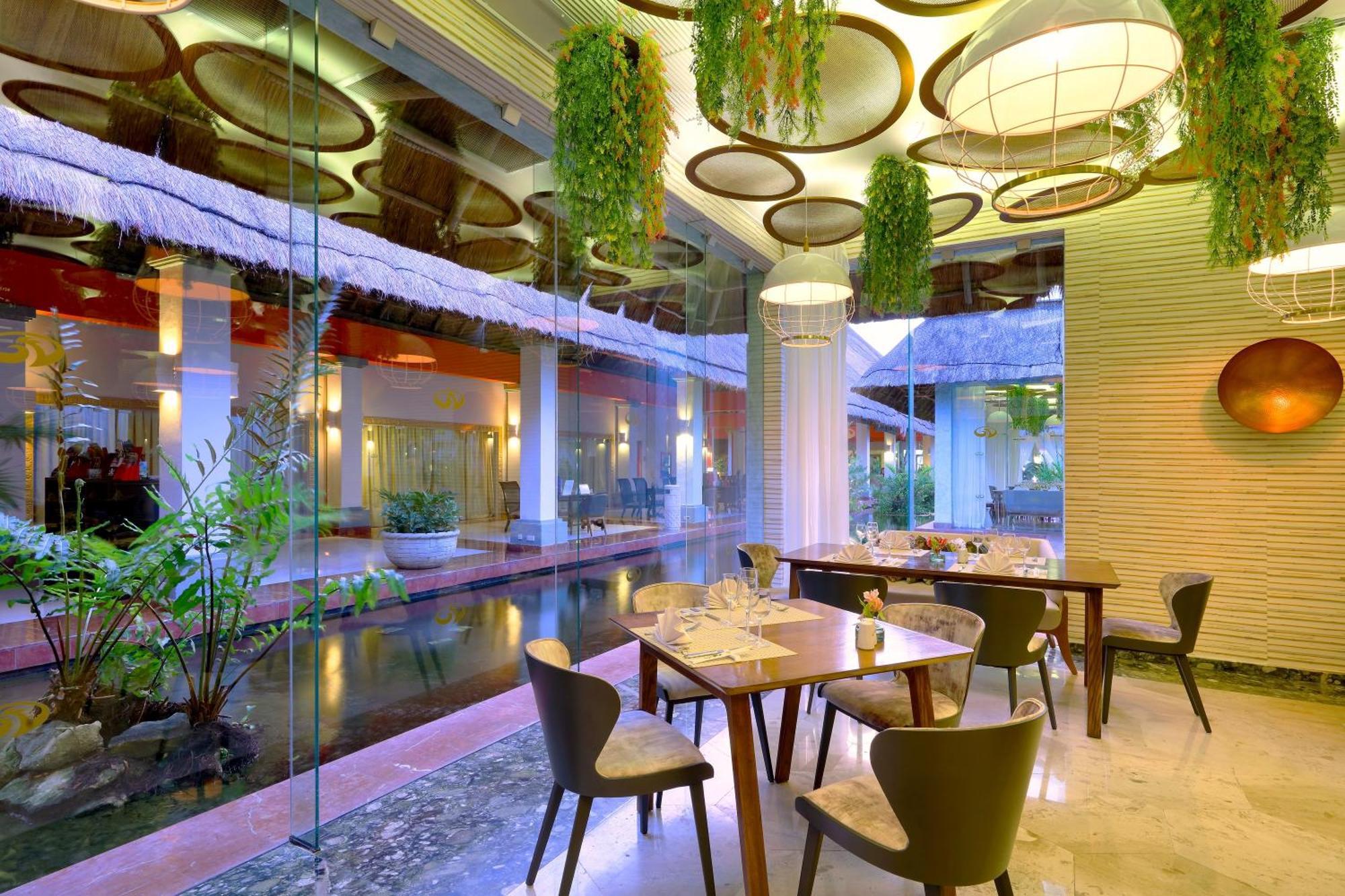 Resort Family Selection At Grand Palladium Kantenah & 5*