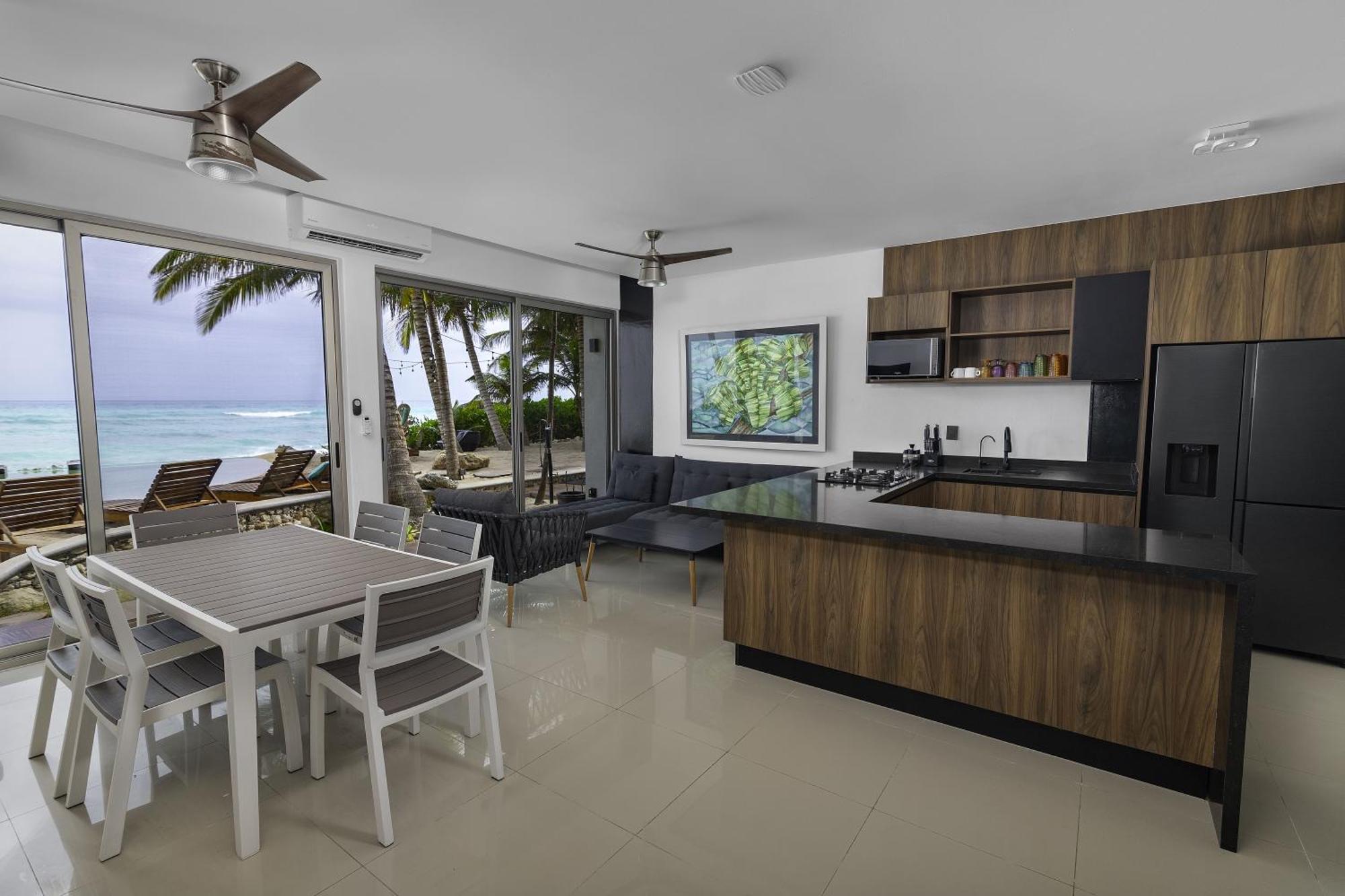 Angelina 28 Beachfront And Family - Modern And Relaxing Long - 20 Min From Cancun Airport Apartment *