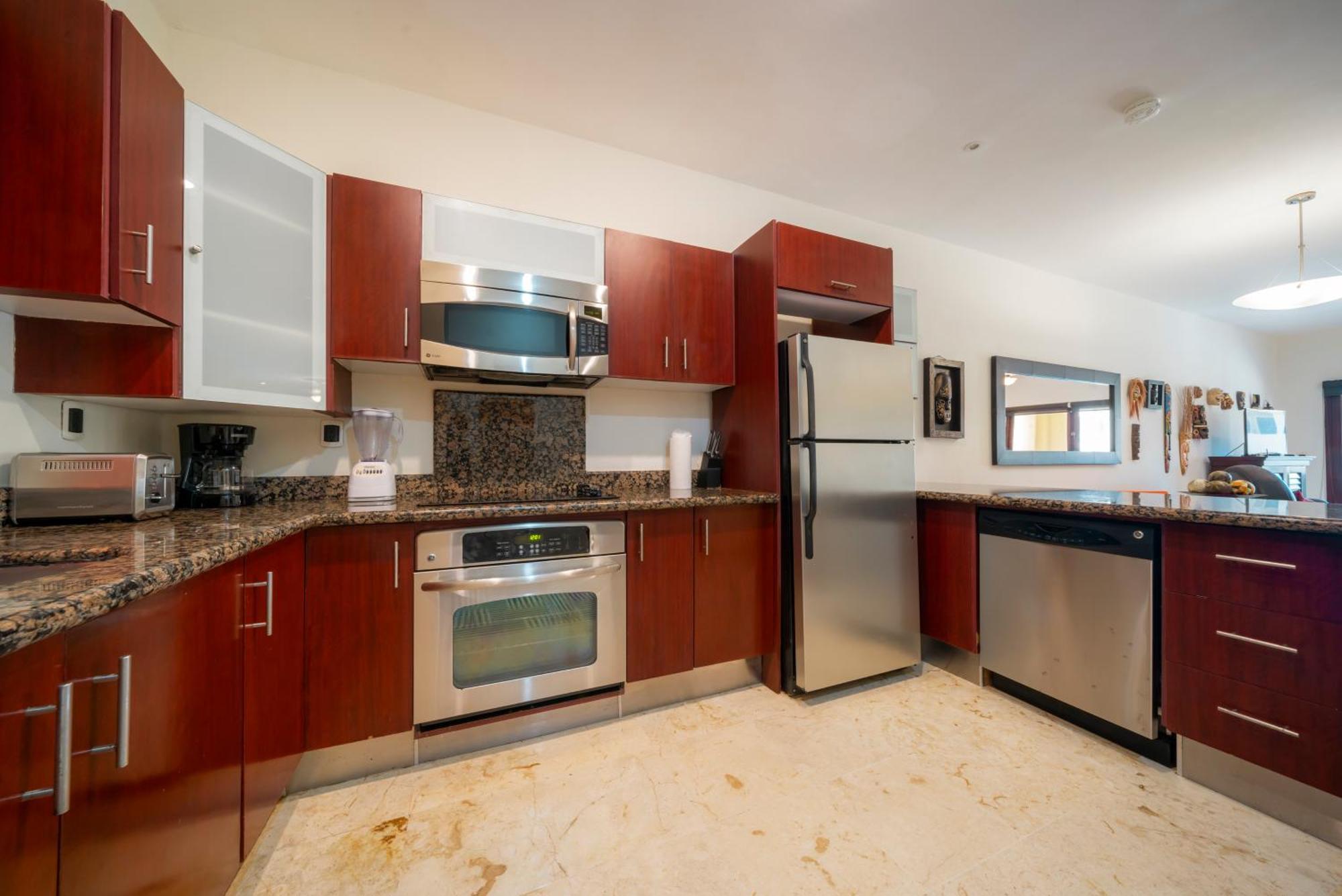 Holiday home Surf 301 - Luxury Oceanview Beachfront With Gym - At El Faro *
