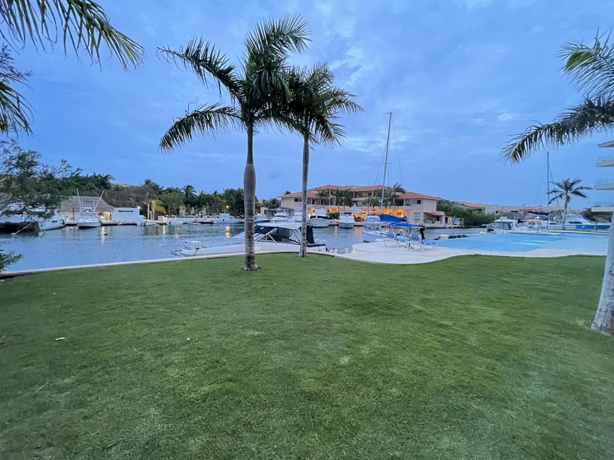 Ground Floor Paradise With Marina View And Pool Paddleboard Included Apartamento Puerto Aventuras