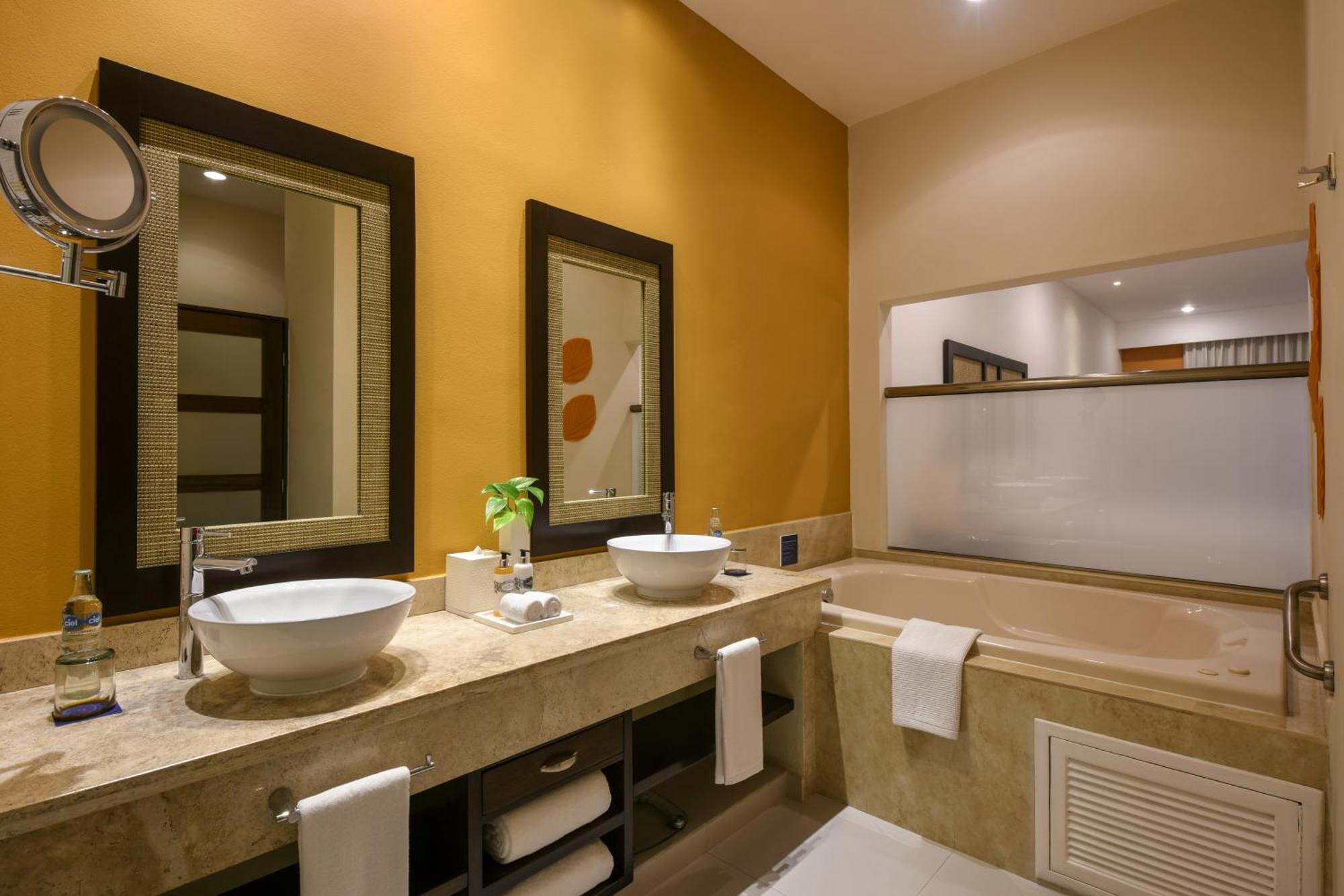El Dorado Seaside Palms, Catamaran, Ecoturistic Ranch, All & More Inclusive - Adults Only 5*