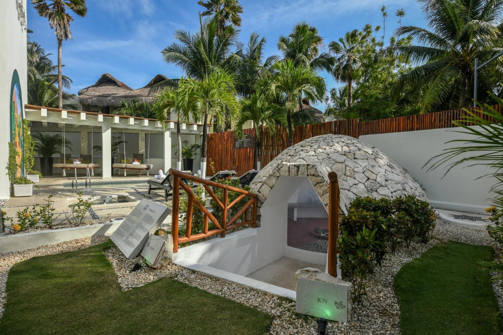El Dorado Casitas Royale Catamaran, Cenote & Inclusive (adults Only) Resort Puerto Morelos