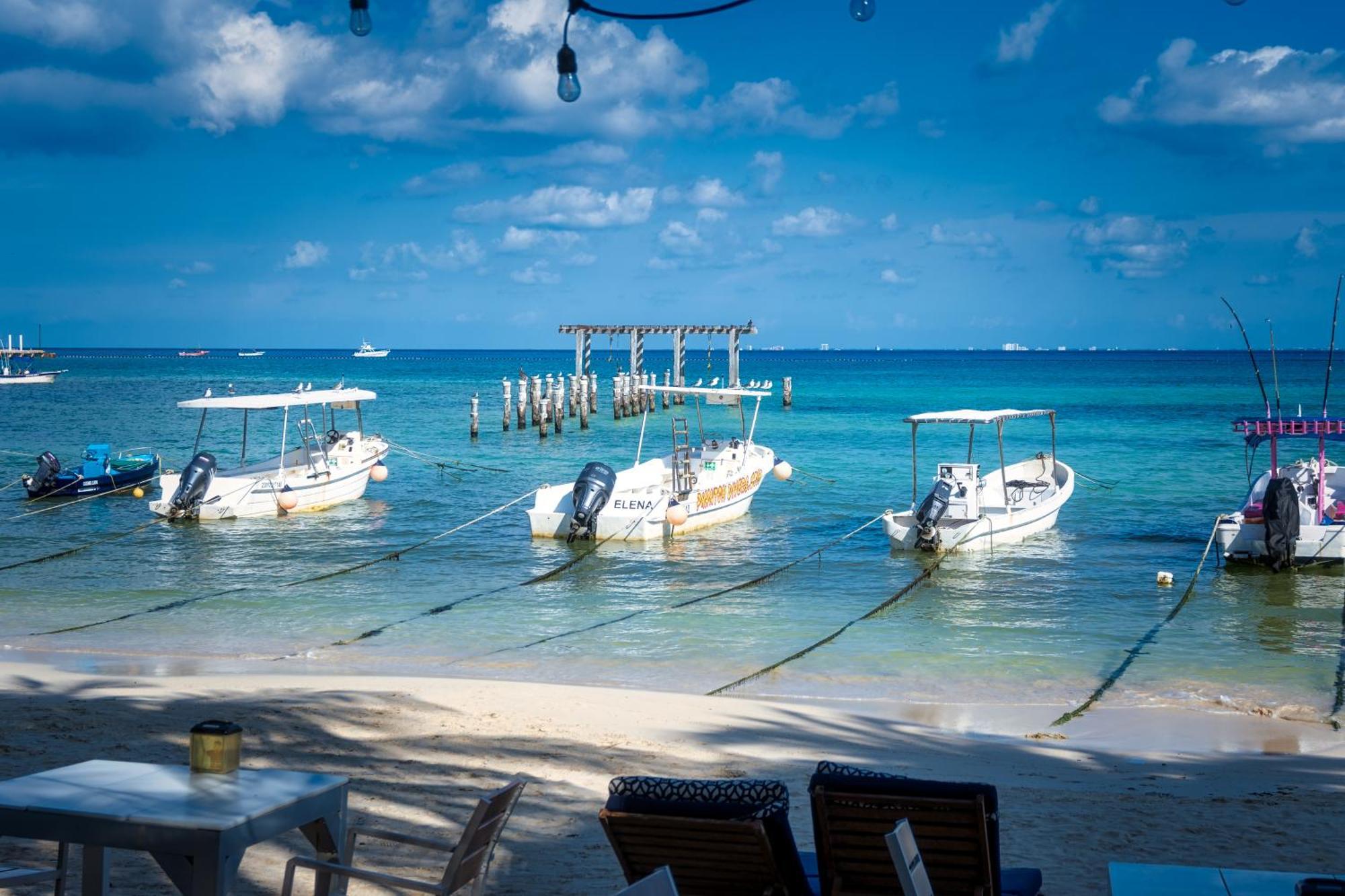 Hotel El Taj Oceanfront&beachside Playa del Carmen