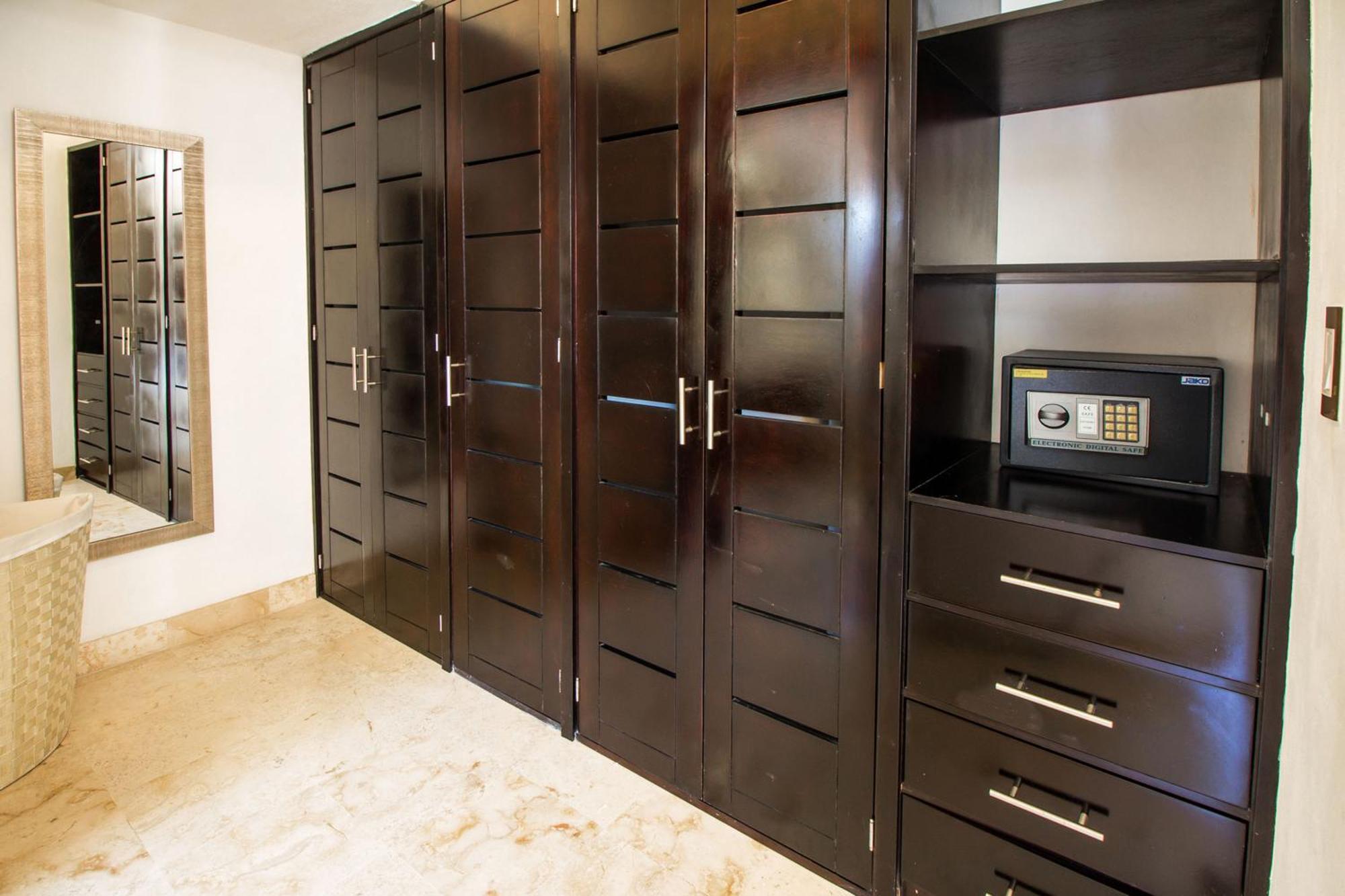 201 Corto Maltes 3 Bedroom Ocean View