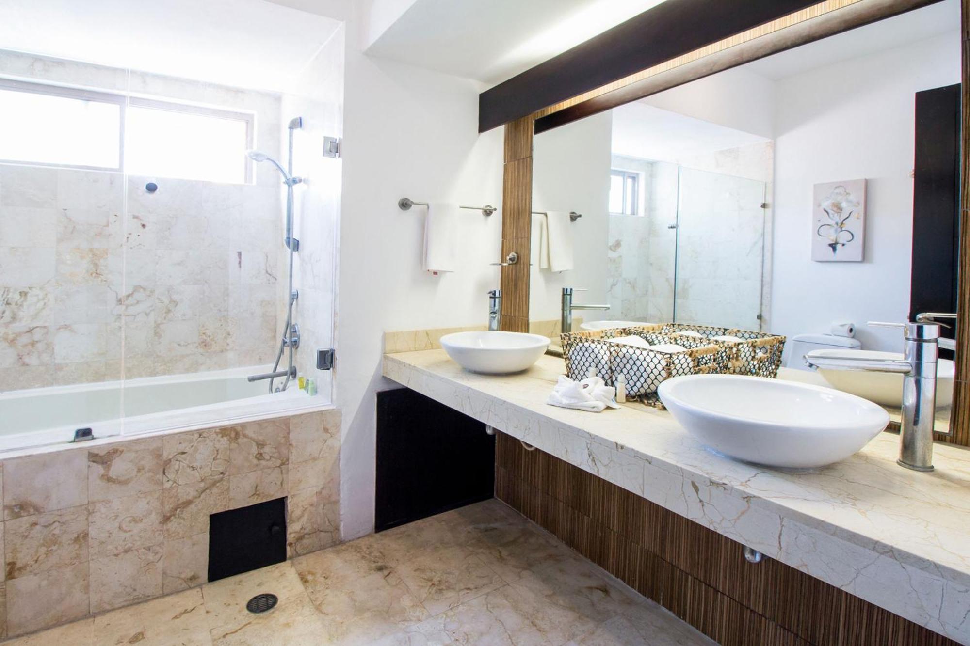201 Corto Maltes 3 Bedroom Ocean View * Playa del Carmen