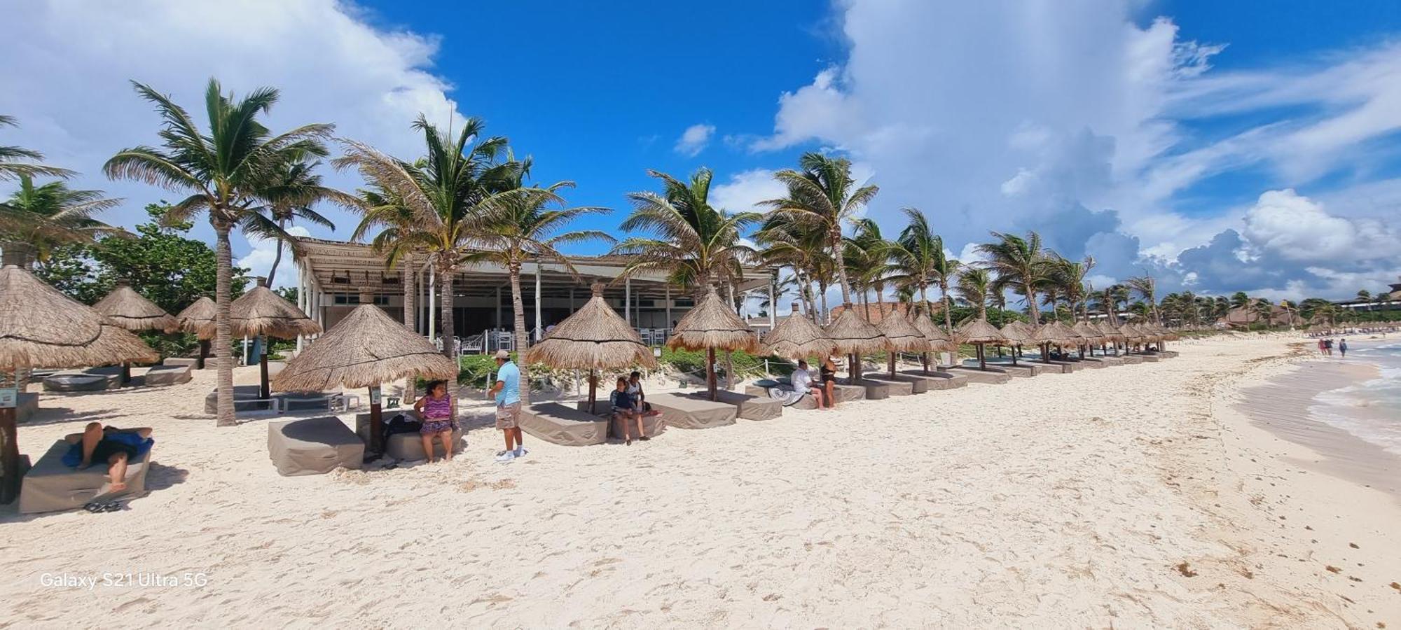 Eva Luxury * Akumal