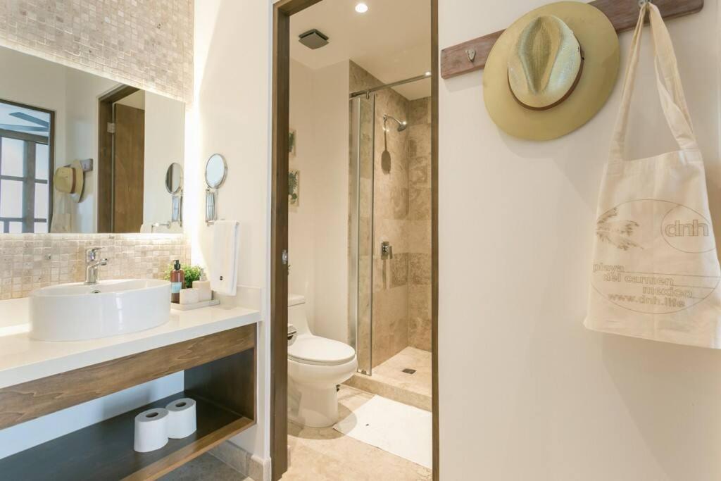 Stylish Condo, Location & Impressive Pools Apartamento