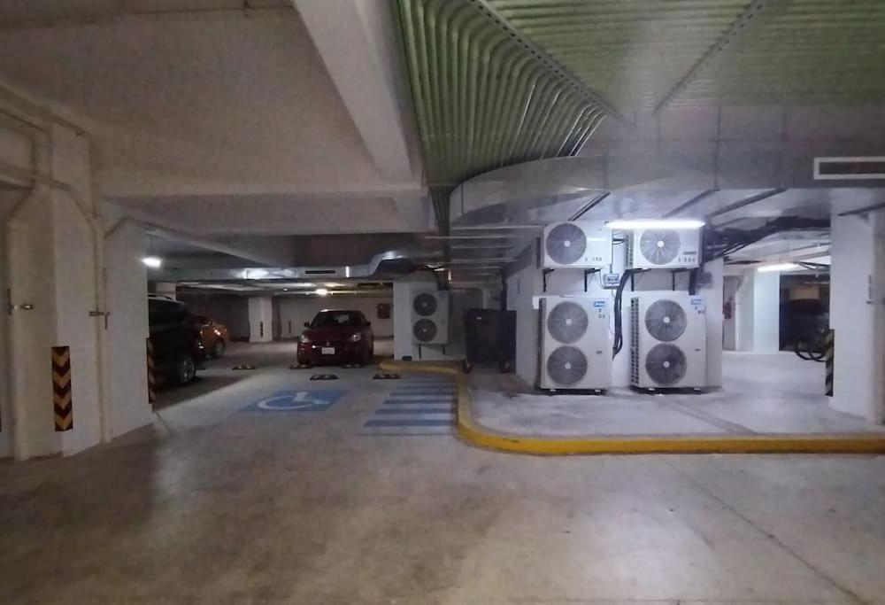 Apartamento Stylish Condo, Location & Impressive Pools *
