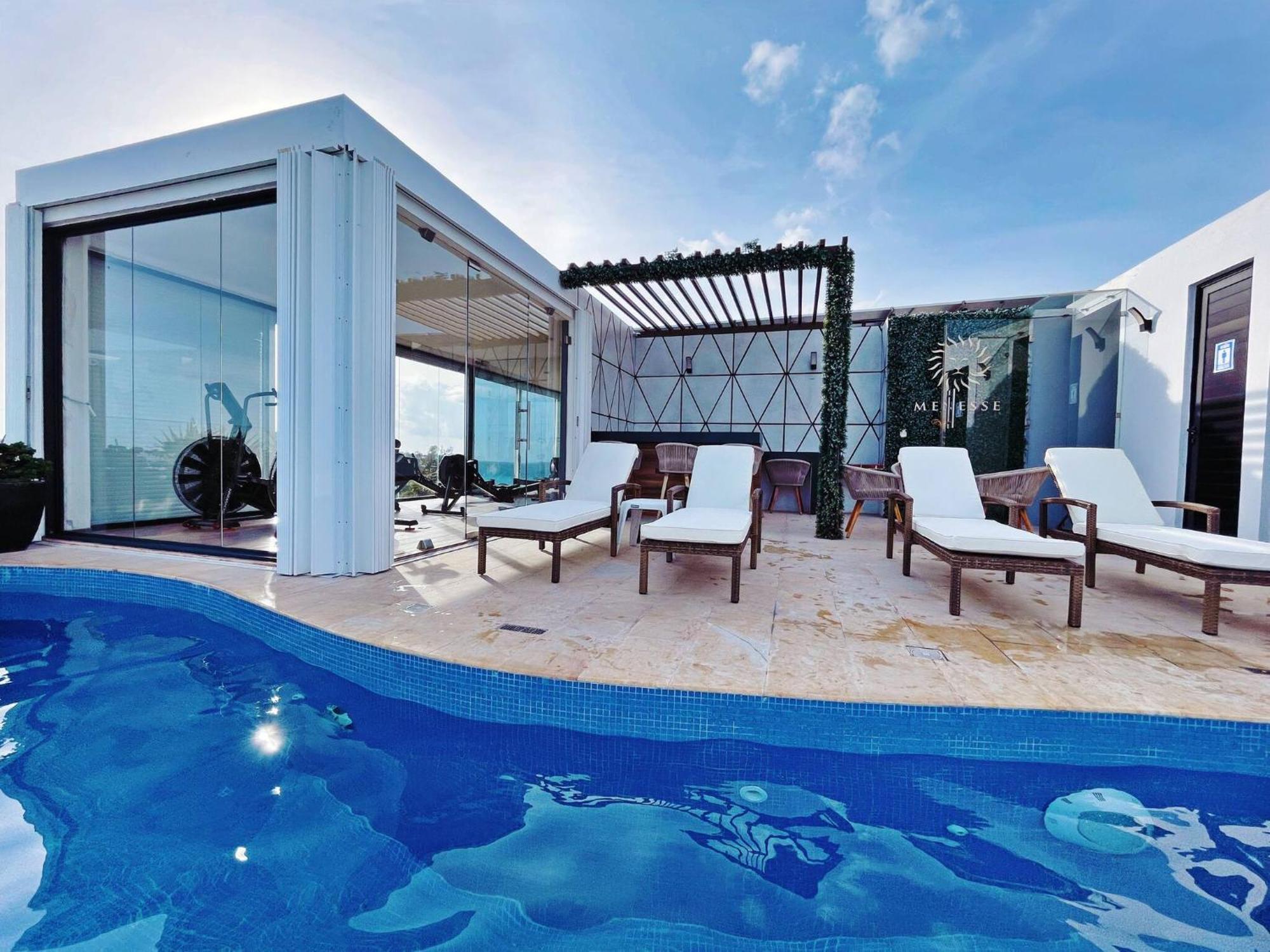 Apartment Ocean View En 4th Piso, Enseguida De 5ta Ave