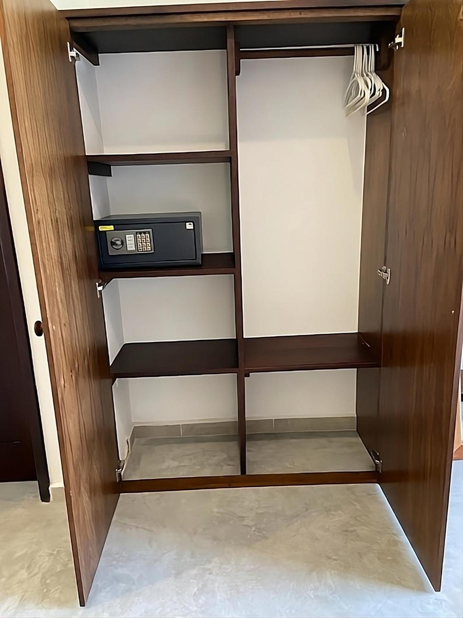 Hotel Basic 3*