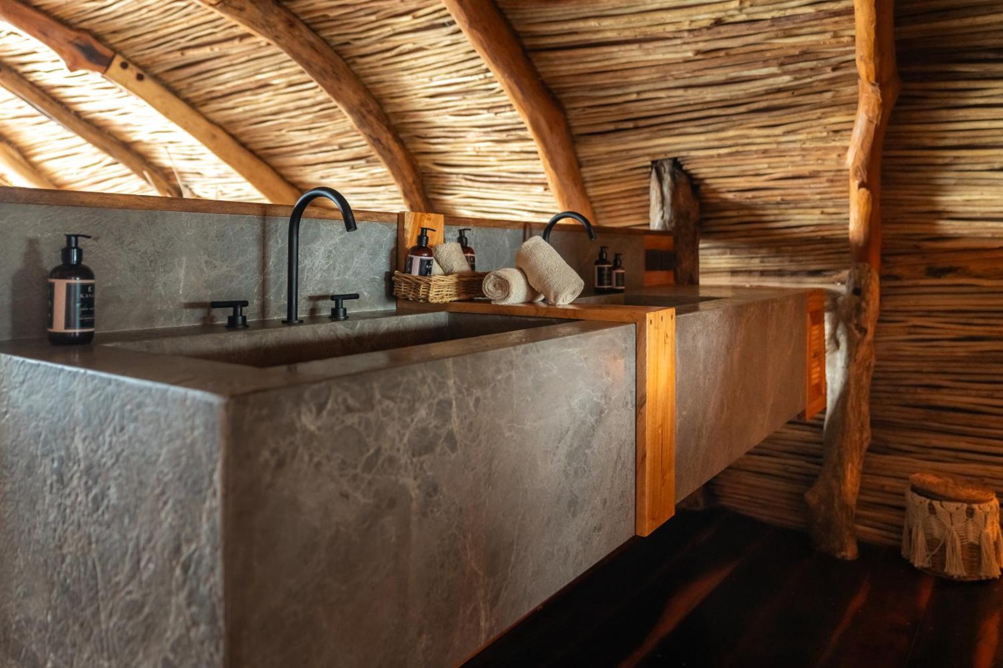 Kanan Treehouse, Rooftop, Club & - Adults Only Hotel 3*