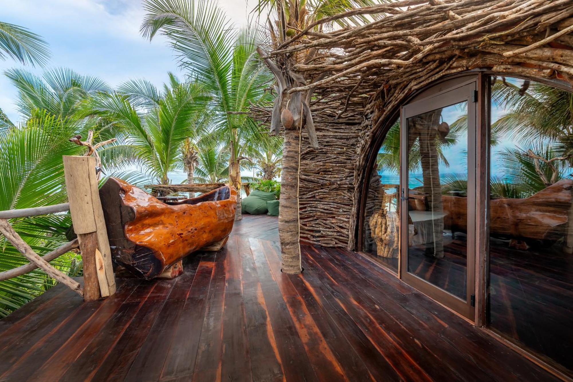 Kanan Treehouse, Rooftop, Club & - Adults Only Hotel