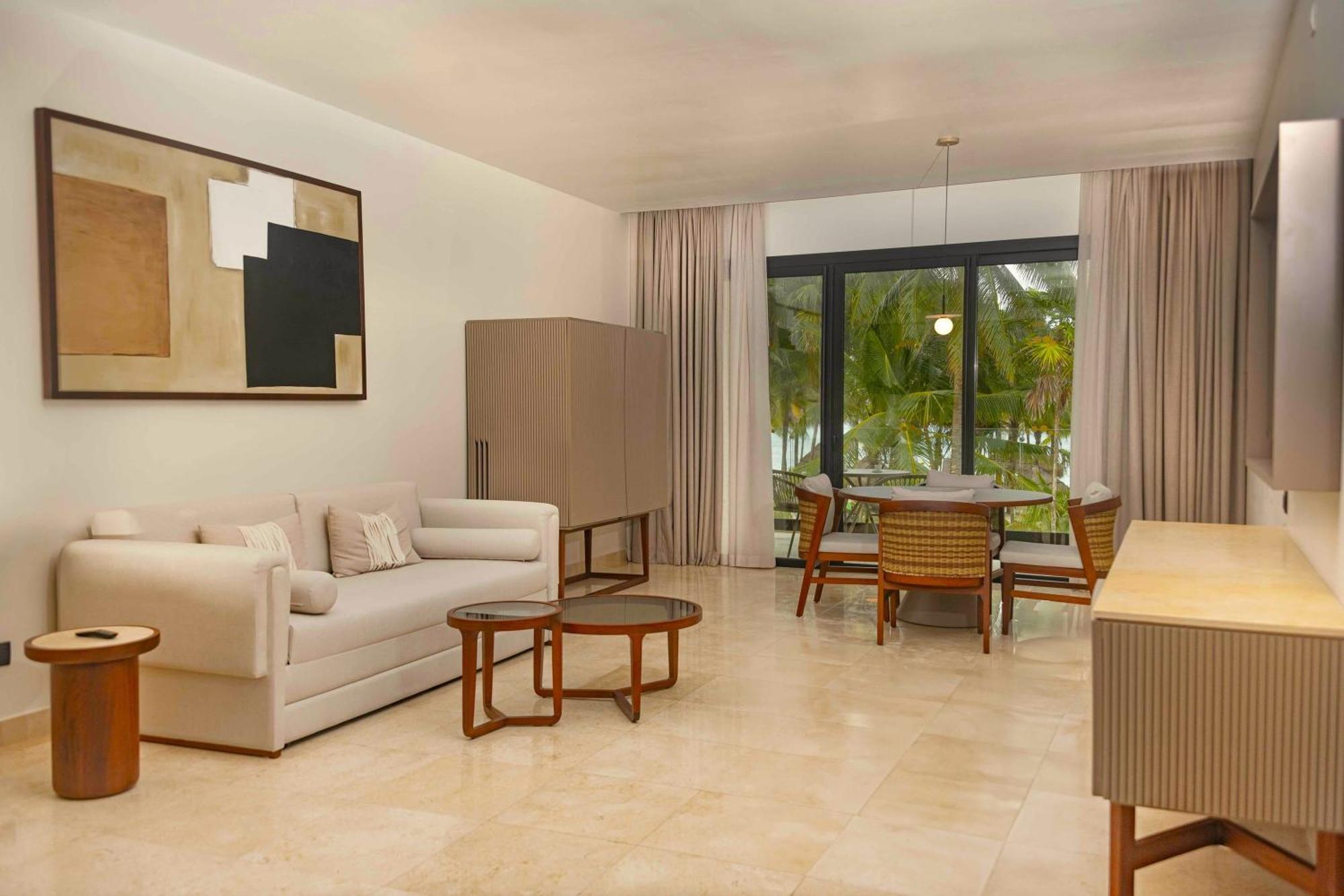Family Selection At Grand Palladium Kantenah & 5* Akumal
