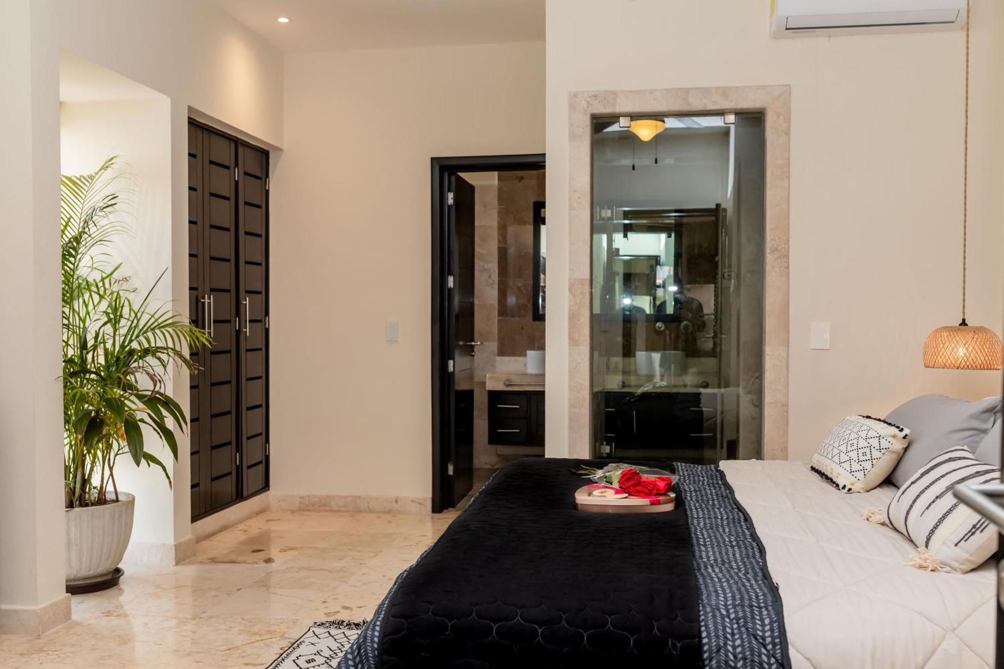 Apartment Beachfront Chic At El Faro