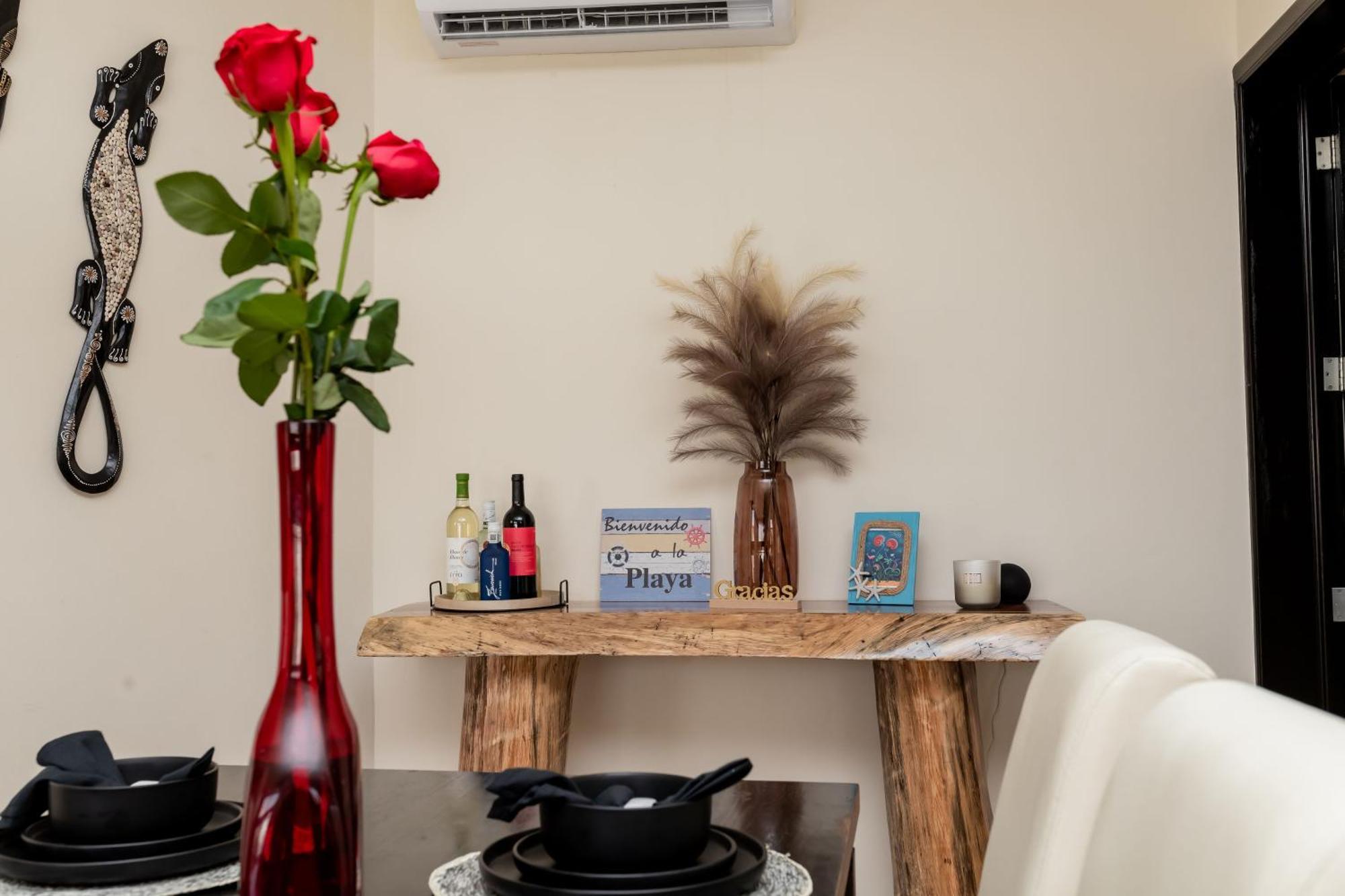 Beachfront Chic At El Faro Apartment Playa del Carmen