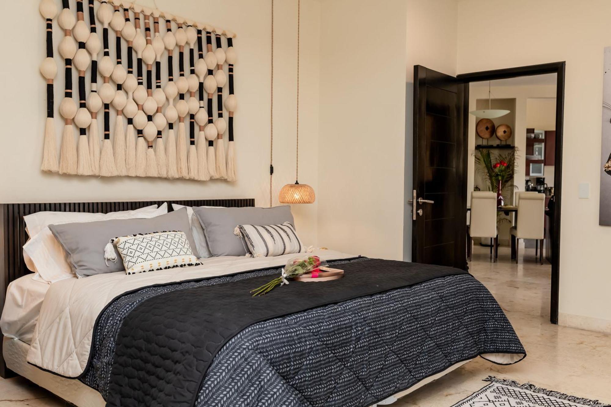 Apartment Beachfront Chic At El Faro Playa del Carmen
