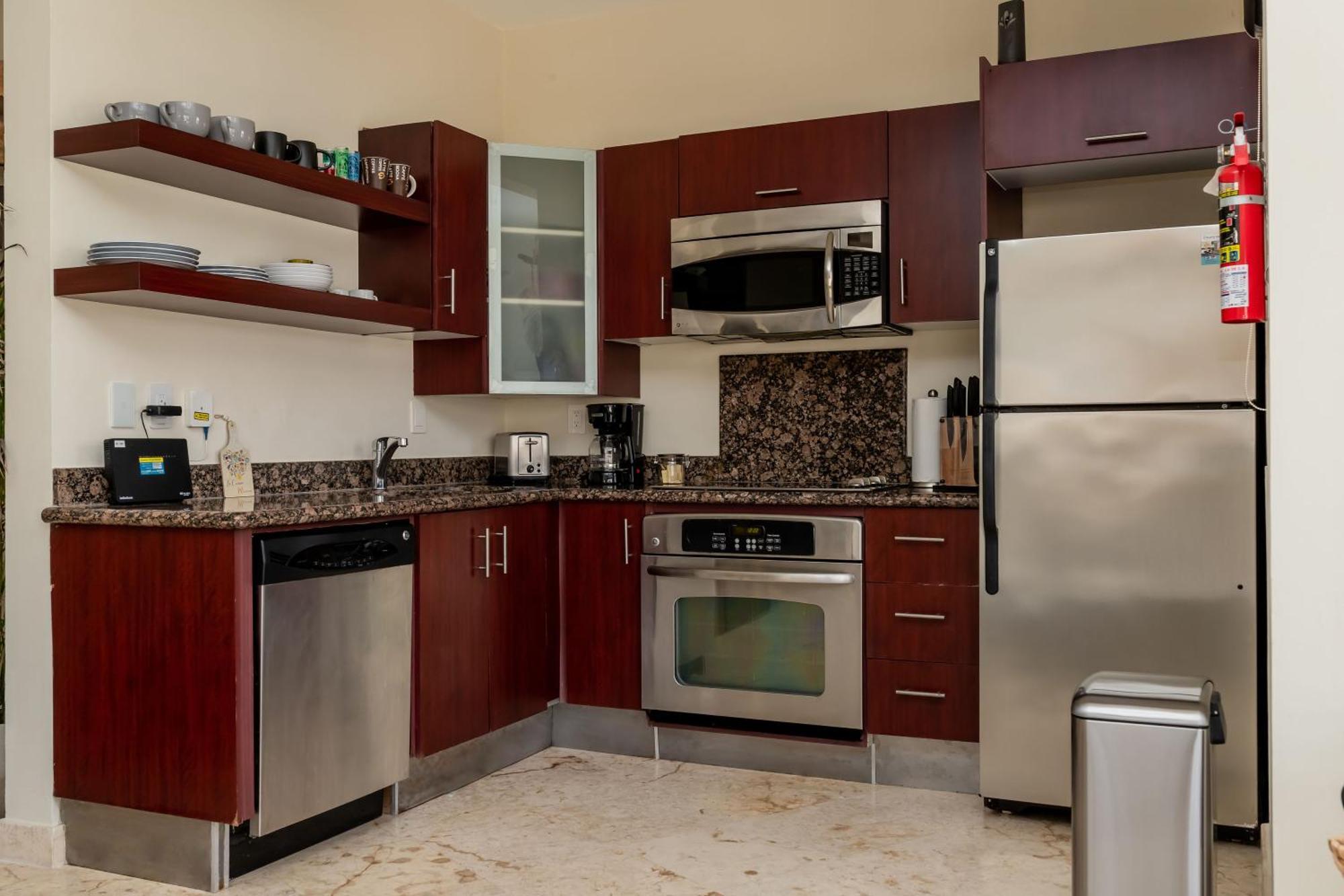 Beachfront Chic At El Faro Apartment