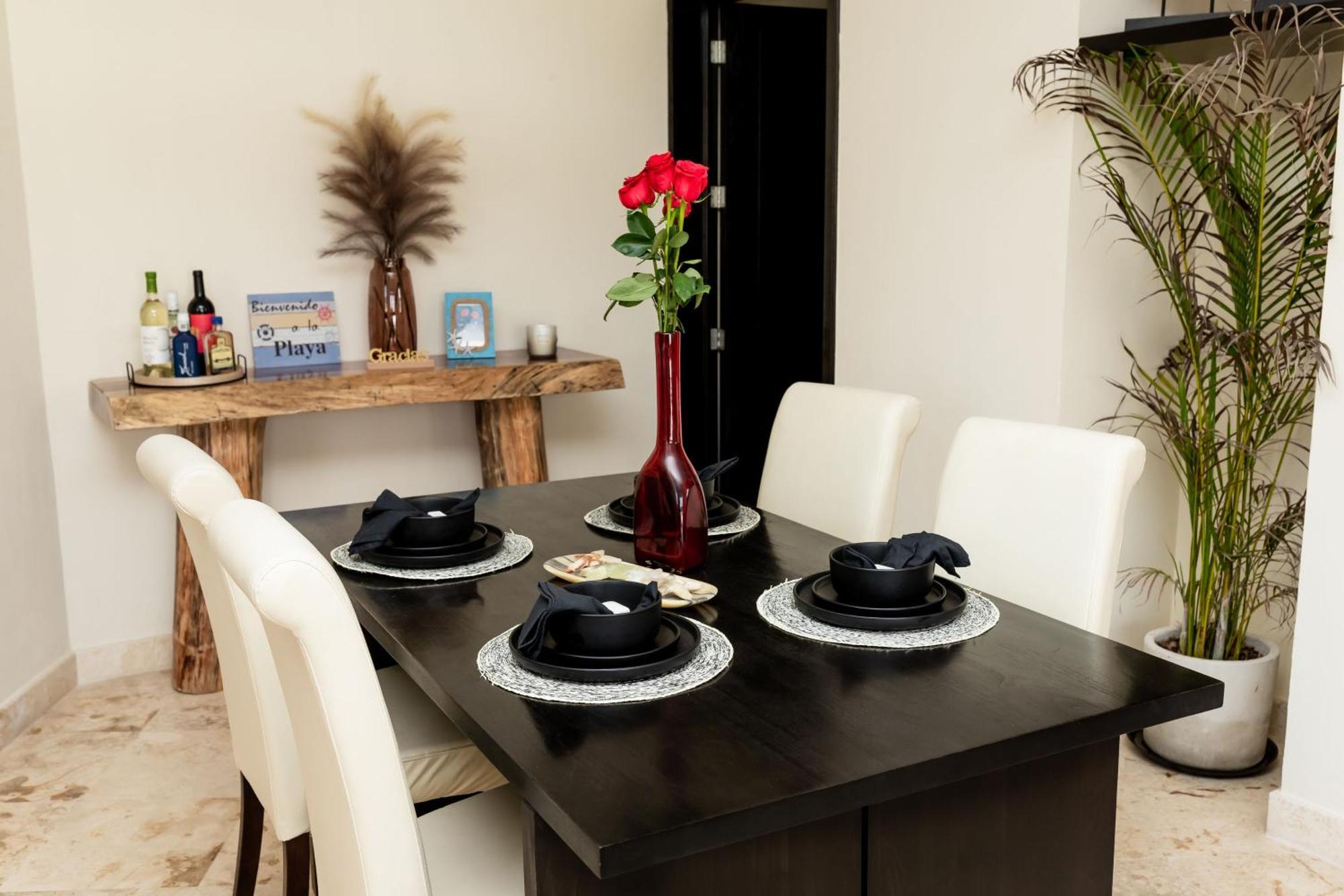 Apartment Beachfront Chic At El Faro