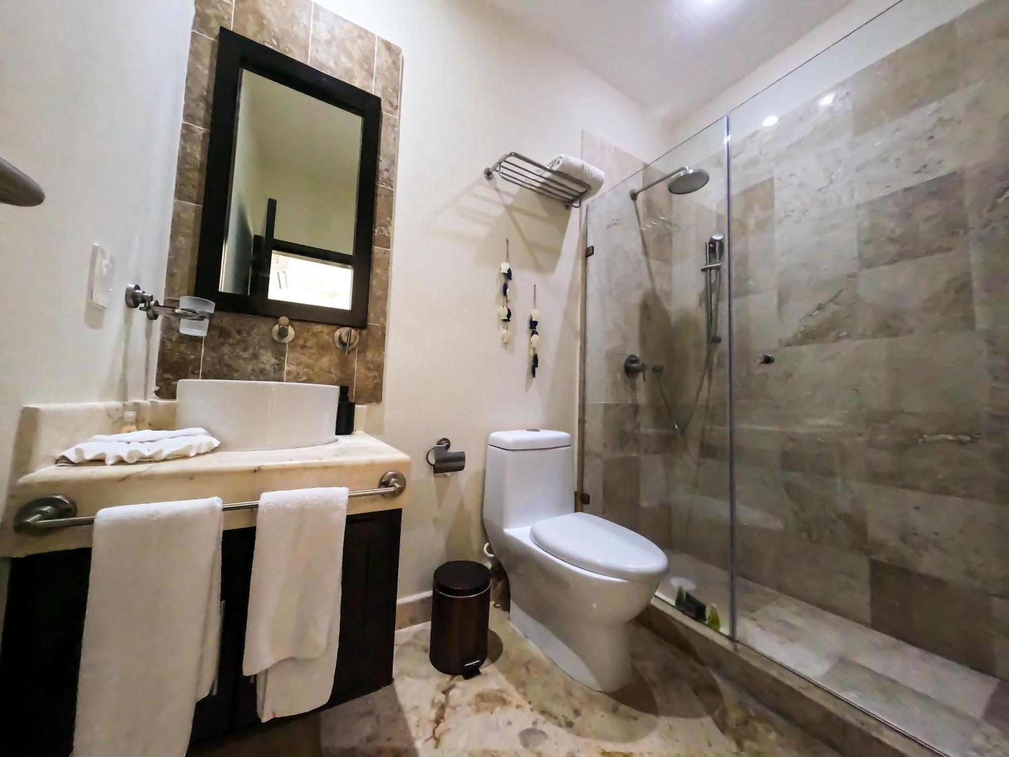 Beachfront Chic At El Faro Playa del Carmen