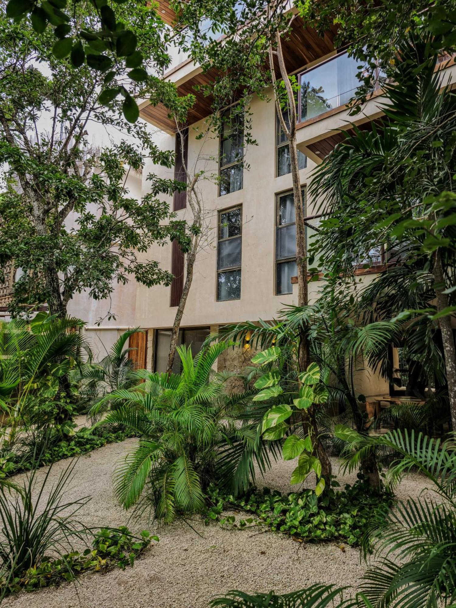 Santuario Apartment *