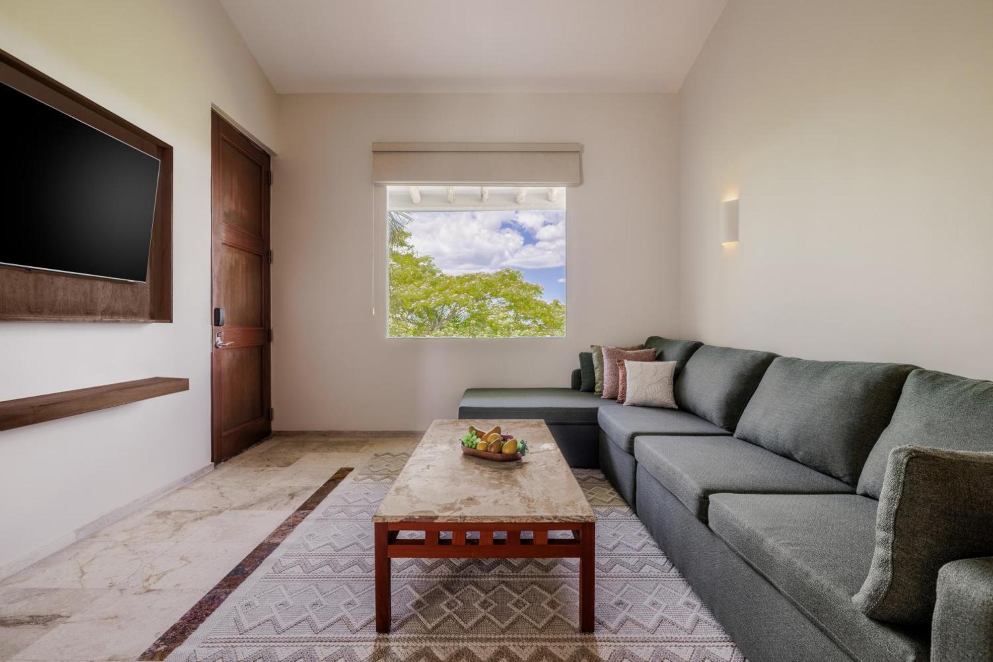 Resort Paraiso De La Bonita Adult All-inclusive, A Luxury Collection Puerto Morelos