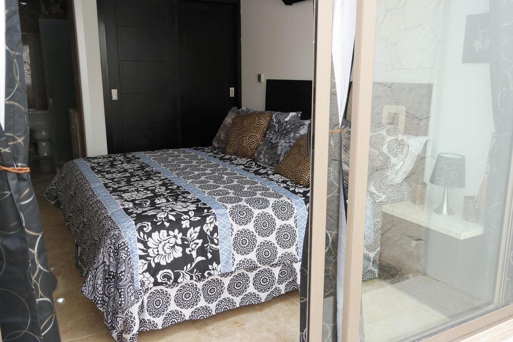 Bahia Principe Vacation - Four-bedroom House * Akumal