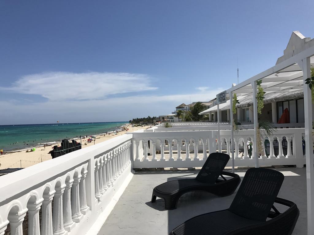 La Isla Playa Hostal Playa del Carmen
